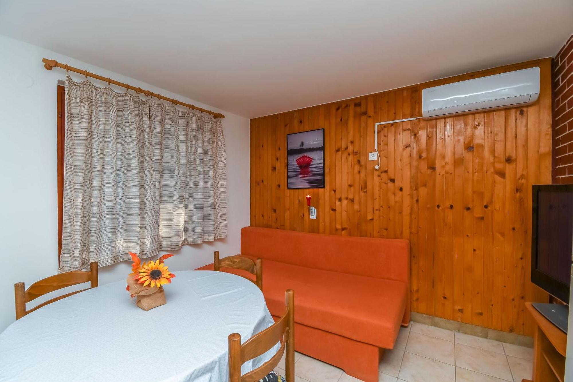 Apartments Quiet Севід Екстер'єр фото
